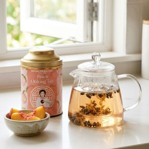 Peach oolong tea