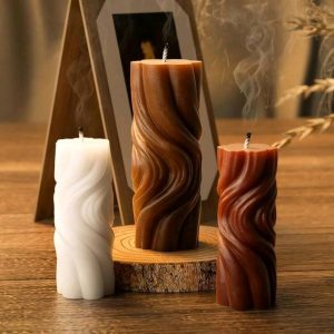 Wavy Spiral Candle
