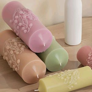 Lila Candle