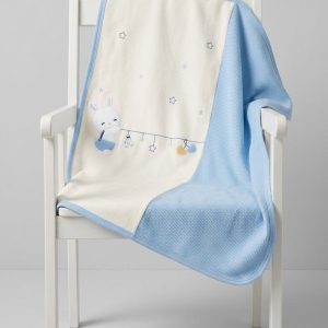 Clothesline Embroidery Blanket